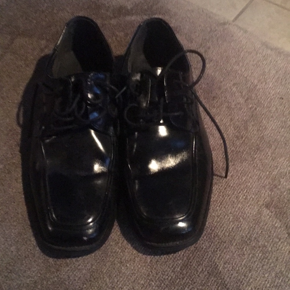 Mens dress shoe